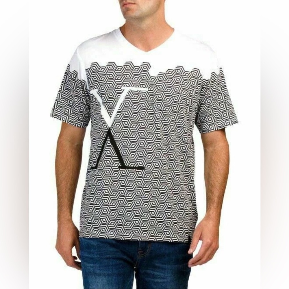 19V69 ITALIA by Alessandro Versace Print V-Neck Short Sleeve Tee Shirt Size L